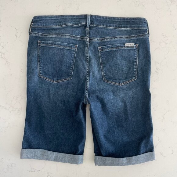 Eddie Bauer Slightly Curvy Fit 5 Pocket Med Wash Denim Jean Shorts Blue Sz 10 - Picture 5 of 12